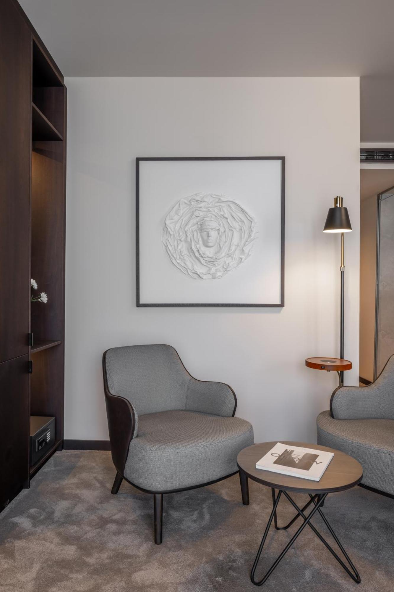 Derand Hotel Prishtinë Luaran gambar