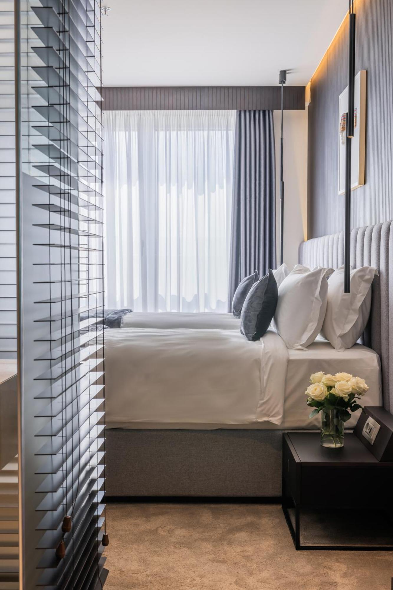 Derand Hotel Prishtinë Luaran gambar